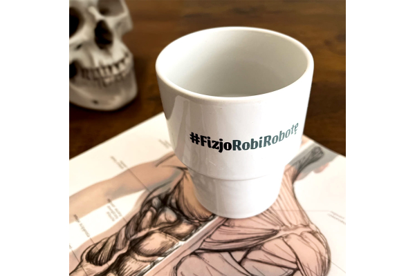 Kubek ceramiczny (330 ml) styl retro #FizjoRobiRobotę Kubek ceramiczny (330 ml) styl retro #FizjoRobiRobotę